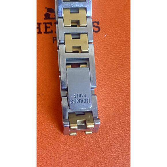 Hermès Two-Tone Stainless Steel & Gold Watch - Picture 14 of 15